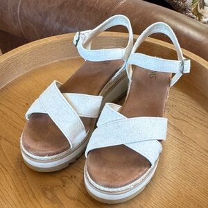 Toms Cream Crisscross Platform Sandals with Ankle Strap
